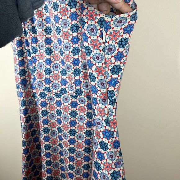 TULLE Multicolor Stain Glass Fit And Flare Dress Size M Floral Print Sleeveless - Picture 4 of 11